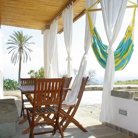 Dammusi Labarcablu Casa vacanze *